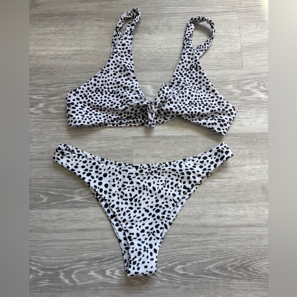 NWT SHEIN Dalmatian print tie-front bikini set large